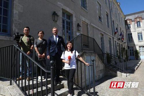 南宁吃瓜网红事件视频,揭秘网络舆论的风暴中心  第2张